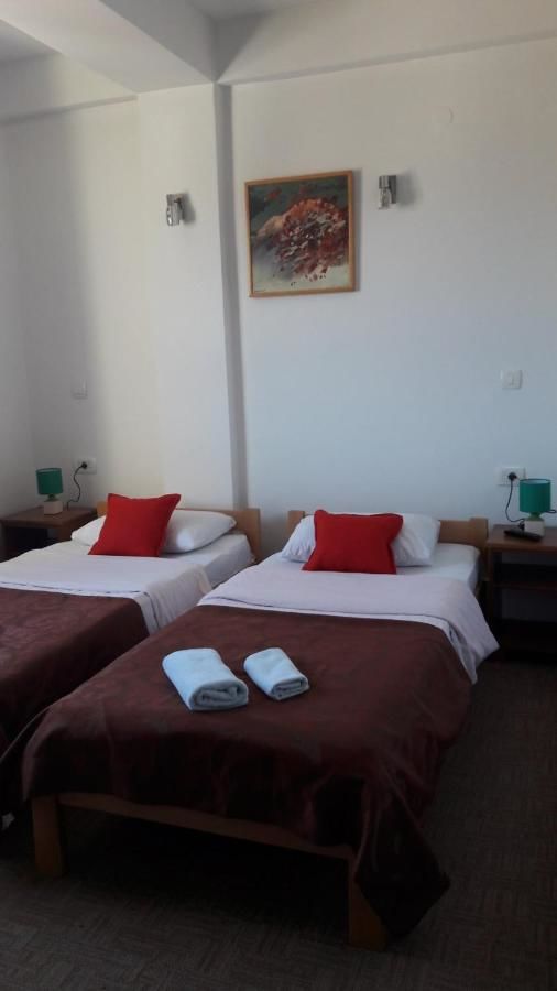 Отель My Hotel Никшич