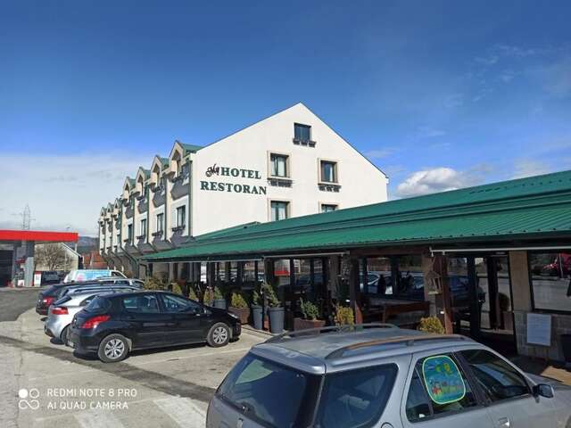 Отель My Hotel Никшич-3